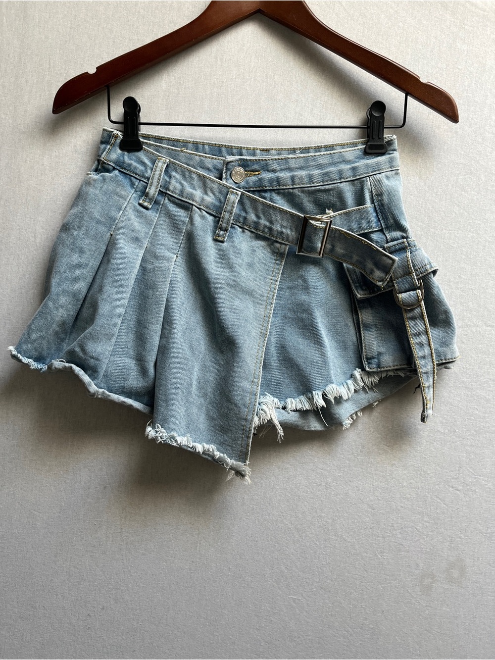 SIN MAU Y2K Asymmetrical Denim Skort Pleated Belted Frayed Hem Sz 26